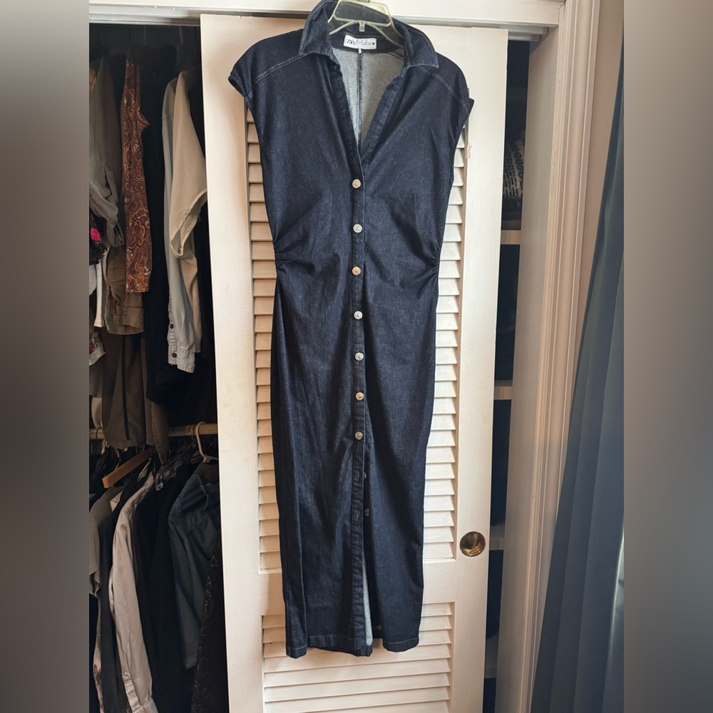 Thin jeans dress by Zara